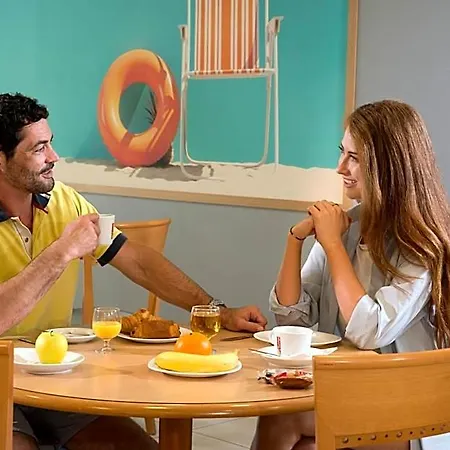Apartahotel Residéal 4*