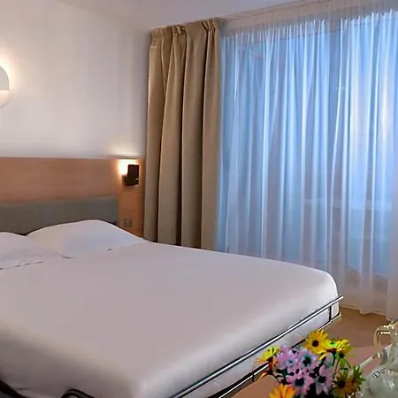 Apartahotel Residéal 4*
