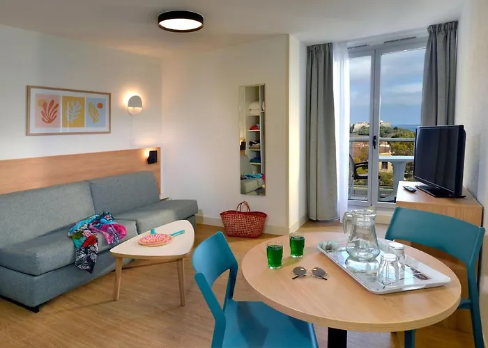 Апарт-отель Resideal 4*